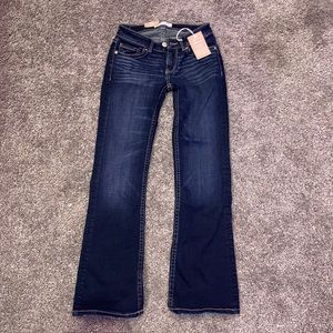 Slim Fit, Boot cut buckle jeans